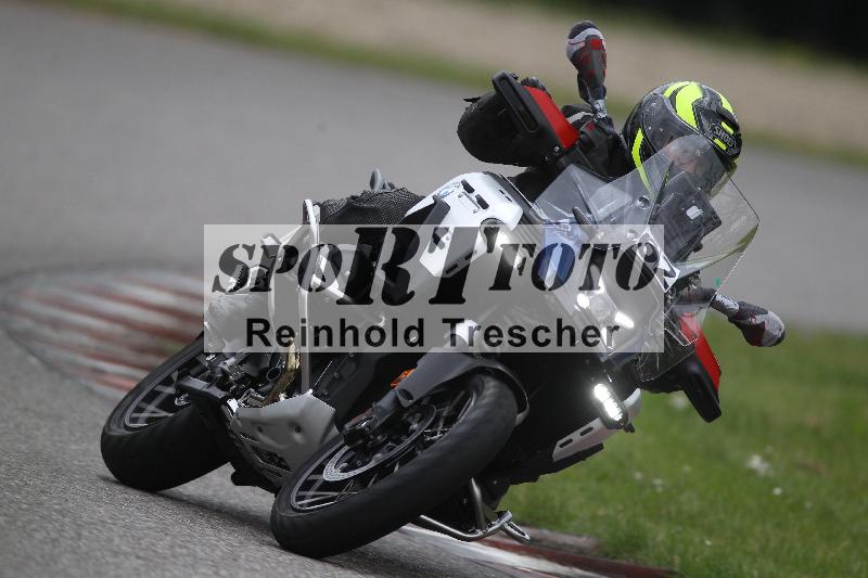 Archiv-2025/10 23.04.2025 Cornu Master School ADR/gruen-vert/62